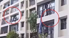 અમદાવાદ પ્લેન ક્રેશ બાદ હૉસ્ટેલની બાલકની પરથી આ રીતે કુદતા દેખાયા ડૉક્ટરો, અહીં તૂટી પડ્યું હતું એર ઇન્ડિયાનું વિમાન