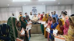 अलीगढ़ के 103 परिवारों को मिली राहत, योगी सरकार ने भेजे 561 करोड़ से ज्यादा