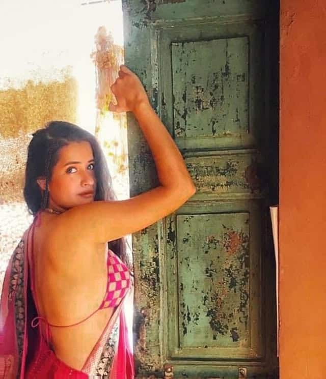 अपनी कॉलेज की पढ़ाई उन्होंने कॉलेज ऑफ इंजीनियरिंग एंड टेक्नोलॉजी से बीटेक में डिग्री हासिल की.