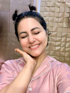 कैंसर से जूझ रहीं हिना खान के बढ़े बाल, दो चोटियों में शेयर की क्यूट तस्वीरें, बोलीं - ‘छोटी-छोटी खुशियां..’