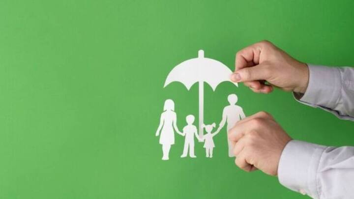 আর এই কারণেই সরকারের তরফে চালু করা হয়েছিল জীবন জ্যোতি বিমা প্রকল্প। এতে বছরে মাত্র ৪৩৬ টাকা দিয়েই আপনি ২ লক্ষ টাকার বিমা পেতে পারেন।