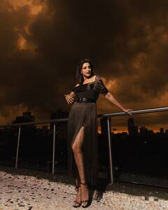 Sonali Bendre : बॉलिवूड अभिनेत्री सोनाली बेंद्रेचा क्लासी लूक; साडीत दिसतेय खूपच सुंदर!