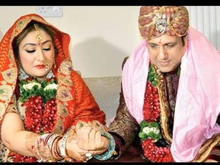 साल 2012 में अपनी 25वीं वेडिंग ऐनिवर्सरी के दौरान गोविंदा और सुनीता ने बड़े धूम धाम के साथ फिर से शादी की थी.