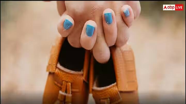 નવા યુગલોના મનમાં ઘણીવાર શારીરિક સંબંધો અને ગર્ભાવસ્થા વિશે પ્રશ્નો ઉદ્ભવે છે. આવી સ્થિતિમાં, ચાલો જાણીએ કે શારીરિક સંબંધો બાંધ્યાના કેટલા દિવસ પછી ગર્ભાવસ્થાની ખબર પડે છે? તેનો પહેલો સંકેત શું છે?