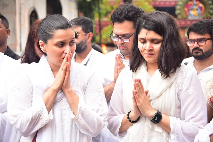 Paparazzi Accounts on Instagram Shared Photos and Videos of the Grieving Family.