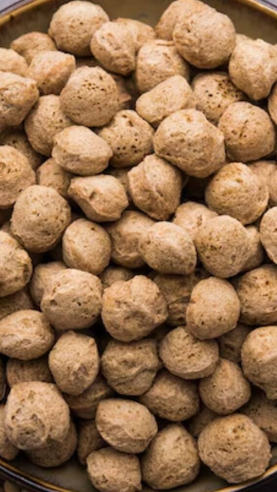 রান্নার আগে অবশ্যই জলে ভিজিয়ে রাখুন সয়াবিন