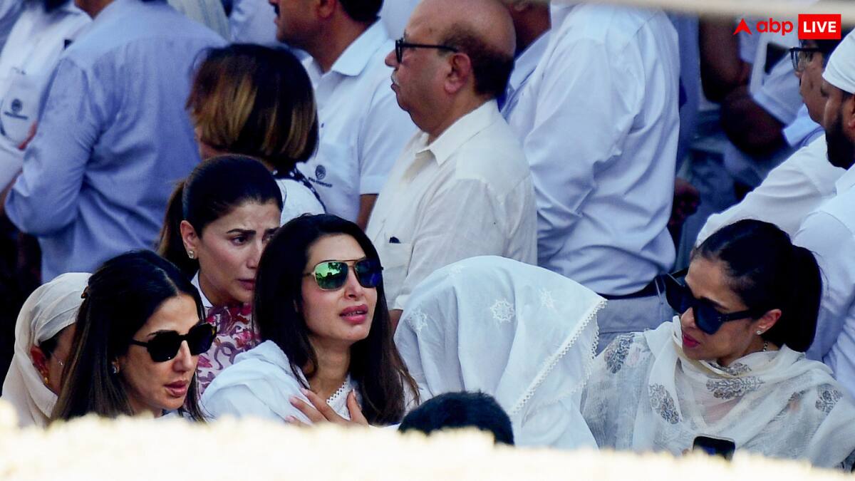 करिश्मा के एक्स-हसबैंड का 7 दिन बाद हुआ अंतिम संस्कार, बहन को संभालती दिखीं करीना, सैफ भी पहुंचे