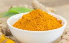 कच्चे दूध के साथ चेहरे पर लगाएं ये 6 चीजें, चमकने लगेगी आपकी त्वचा