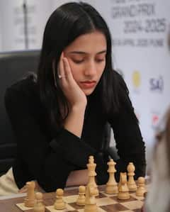 नागपुर की रहने वाली दिव्या देशमुख कौन हैं? शतरंज में माहिर, दुनिया की नंबर-1 खिलाड़ी को दी मात