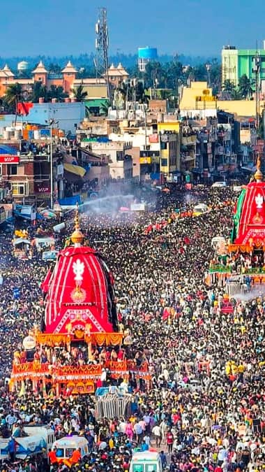 जगन्नाथ मंदिर के रहस्य: ध्वज से लेकर प्रसाद तक, अद्भुत बातें!