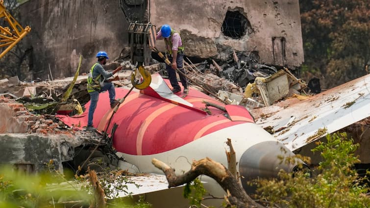 AAIB Begins Formal Inquiry Into Air India Crash; Govt Reacts To Reports Of Black Boxes Sent Abr