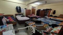 दिल्ली: मेडिकल कॉलेजों में बिगड़े हाल, एक कमरे में 7 छात्र, LG की बैठक में उठे कई सवाल