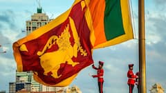 श्रीलंका के झंडे पर बने शेर ने हाथ में तलवार क्यों पकड़ी है? जान लीजिए जवाब