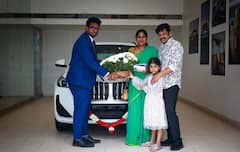 Vidharth New Car: நடிக்க வந்த 25 வருடங்களுக்கு பின்னர் முதல் சொகுசு காரை வாங்கிய நடிகர் விதார்த்! வைரல் போட்டோஸ்!