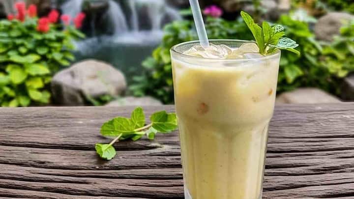 તેમાં કાર્બોહાઇડ્રેટ્સ, પ્રોટીન, ફાઇબર અને ઘણા પ્રકારના પોષણ ભરપૂર માત્રામાં હોય છે. તે જ સમયે, નિષ્ણાતોના મતે, ફક્ત એક ગ્લાસ સત્તુ પીવાથી તમારા પ્રોટીનનું સેવન પણ ઘણી હદ સુધી પૂર્ણ કરી શકાય છે. આવી સ્થિતિમાં, ચાલો તમને જણાવીએ કે એક ગ્લાસ સત્તુ પીવાથી કેટલું પ્રોટીન મળે છે.