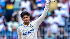 बतौर कप्तान पहले मैच में शुभमन गिल ने रचा इतिहास, शतक ठोक कर ली विराट-गावस्कर की बराबरी