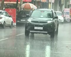 Vadodara Rain: વડોદરામાં ધોધમાર વરસાદથી શહેર થયું તરબોળ, વિઝિબિલિટી ઘટતા વાહનચાલકો લાઈટ ચાલુ રાખીને નીકળ્યા!