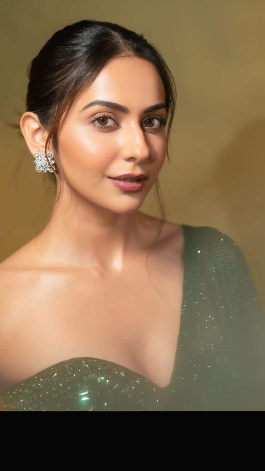 rakul preet green dress CELINA SHIMMER MINI DRESS