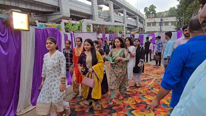 राजधानी के अशोक राजपथ स्थित अंजुमन इस्लामिया में रिसेप्शन पार्टी का आयोजन किया गया था.