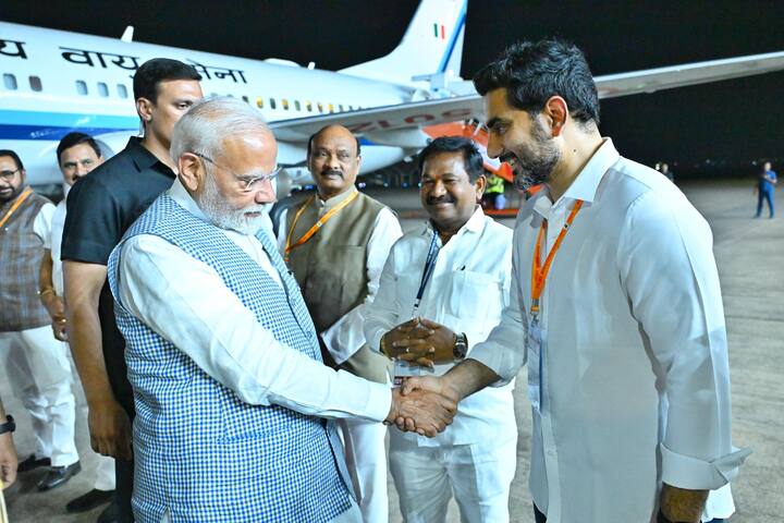 లోకేష్‌తో మాట్లాడి యోగక్షేమాలు తెలుసుకున్న ప్రధానమంత్రి మోదీ