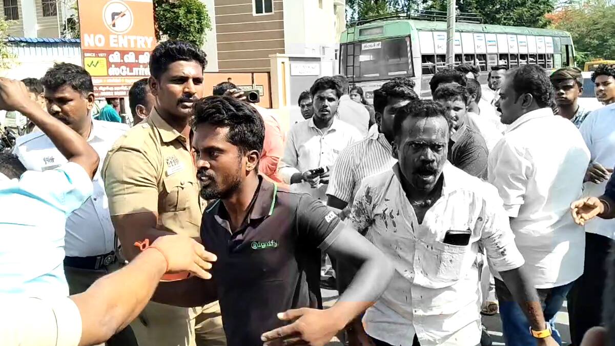 திண்டுக்கல்லில் பரபரப்பு... பாஜக - மார்க்சிஸ்ட் மோதல்: ரகளை, மண்டை உடைப்பு, தள்ளுமுள்ளு!