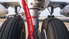 फाइटर जेट पर क्यों लटकाए जाते हैं लाल रंग के टैग? बेहद खास है इसकी वजह