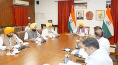 Punjab News: ਧਰਤੀ ਹੇਠਲੇ ਪਾਣੀ ਨੂੰ ਬਚਾਉਣ ਲਈ ਐਕਸ਼ਨ ਪਲਾਨ! ਪੰਜਾਬ ਸਰਕਾਰ ਚੁੱਕਣ ਜਾ ਰਹੀ ਵੱਡੇ ਕਦਮ