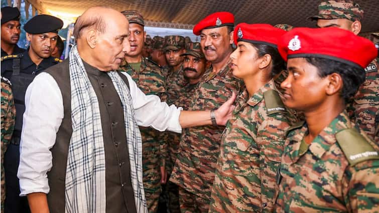 Rajnath Singh Shares ‘Bada Khana’ With Army Jawans During Visit To Northern Command HQ In Udham