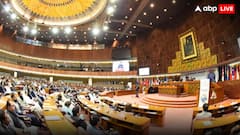 'कलमे की ताकत एटम बम से ज्यादा', भारत का नाम लेकर पाकिस्तान के सांसद ने कही गजवा-ए-हिंद की बात, मेज पीटने लगे MP