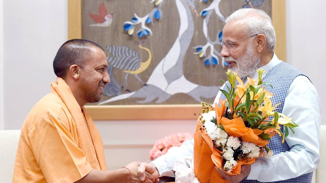 PM Modi will inaugurate Vande Bharat and CM Yogi adityanath will inaugurate gorakhpur link Expressway ann वंदेभारत से एक्सप्रेस वे तक... यूपी के इस शहर को एक ही दिन में दो सौगात