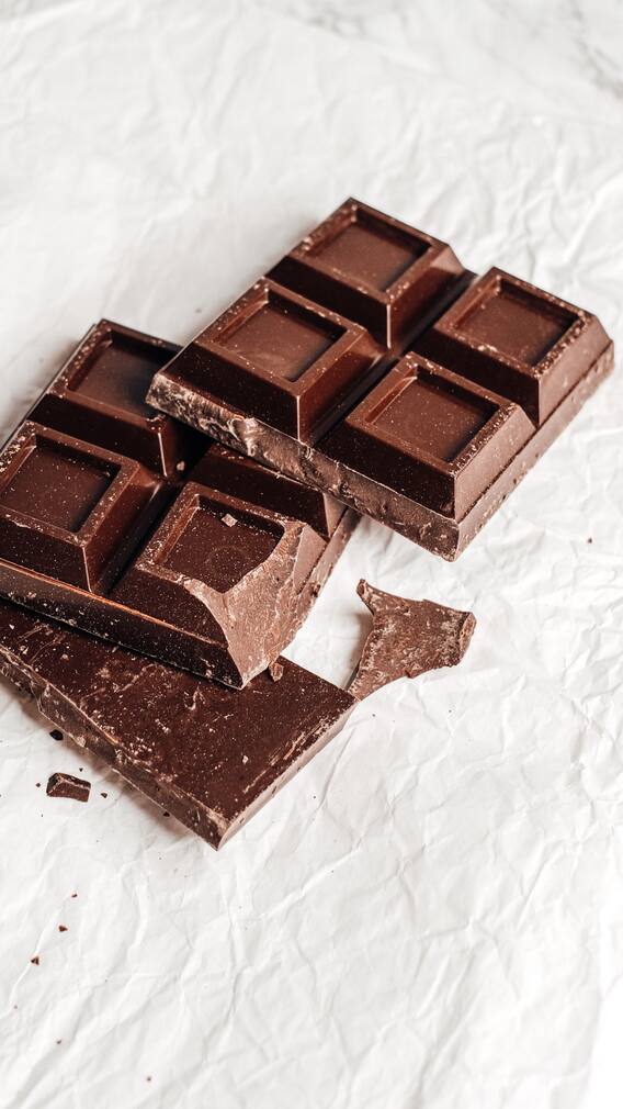 டார்க் சாக்லேட் சாப்பிடுவதால் கிடைக்கும் 10 ஊட்டச்சத்து நன்மைகள் என்ன?