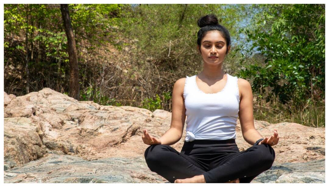 Which diseases can be cured by doing yoga what does science say about this International Yoga Day 2025: యోగా చేయడం వల్ల ఏయే రోగాలు నయం అవుతాయి?