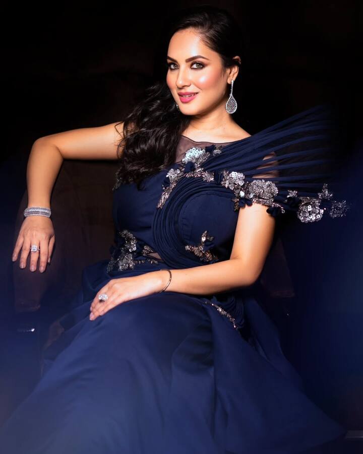 पूजा बनर्जी ने कई पॉपुलर टीवी शोज में काम किया है. एक्ट्रेस 38 साल की हो चुकी हैं और उनका एक बेटा भी है.