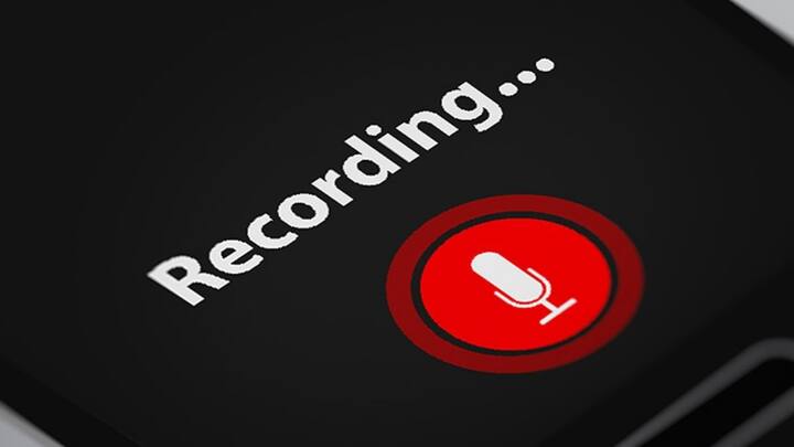 कुछ मामलों में रिकॉर्डिंग लीगल हो सकती है. जैसे अगर आप खुद उस बातचीत का हिस्सा हैं और वो रिकॉर्डिंग किसी क्राइम को पकड़ने के लिए की जा रही हो. लेकिन फिर भी उसे पब्लिकली शेयर करना एक अलग अपराध बन सकता है. इसलिए सावधानी जरूरी है.