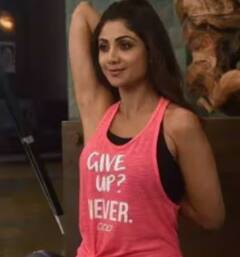 International Yoga Day 2025: મલાઇકાથી લઇને શિલ્પા સુધી, બોલિવૂડની આ અભિનેત્રીઓ યોગ કરી પોતાને રાખે છે ફીટ