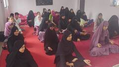 'यह हमारे लिए फायदेमंद, एतराज जताने वाले...', जयपुर में मुस्लिम महिलाओं ने बुर्के में किया योग