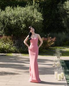 Song Hye Kyo's Pink Gown Moment Is A Total Style Win, See Pics