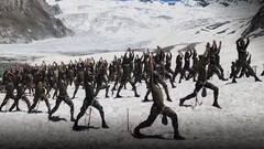 PHOTOS: લેહથી લઇને વિશાખાપટ્ટનમ અને દરિયાથી લઇને સરહદ સુધી, આંતરરાષ્ટ્રીય યોગ દિવસની કરાઇ ઉજવણી