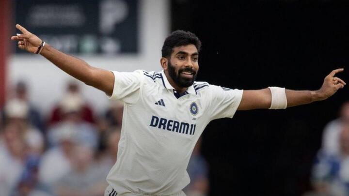 हेडिंग्ले मैदानावर जसप्रीत बुमराहने पहिल्याच षटकात जॅक क्रॉलीला बाद केले.