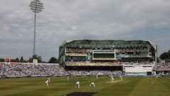 तीसरे दिन 'गिरगिट' की तरह रंग बदलती है लीड्स की पिच, चुटकी बजाते पलट जाएगा मैच? जानें कौन मारेगा बाजी