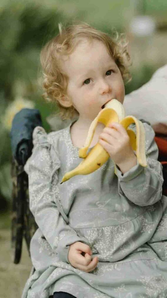 एक केळं खाल्ल्यानं शरीराला किती ऊर्जा मिळते?