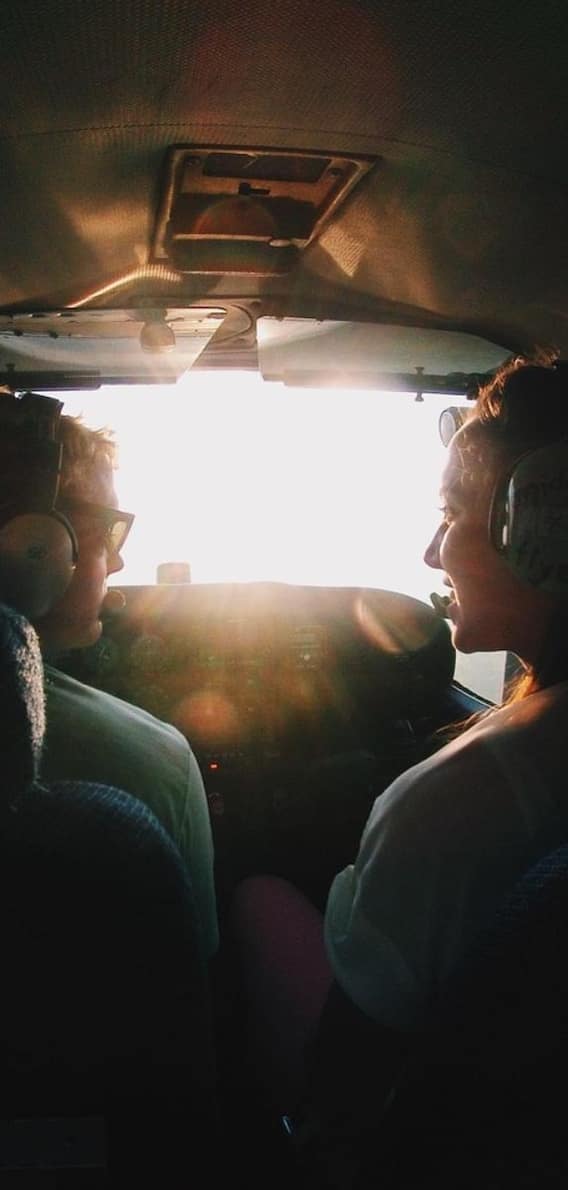 क्या वाकई परफ्यूम नहीं लगा सकते हैं पायलट?