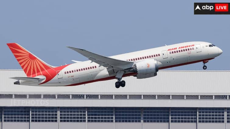 विमान हादसे का खौफ, Air India की बुकिंग में 20 परसेंट की भारी गिरावट