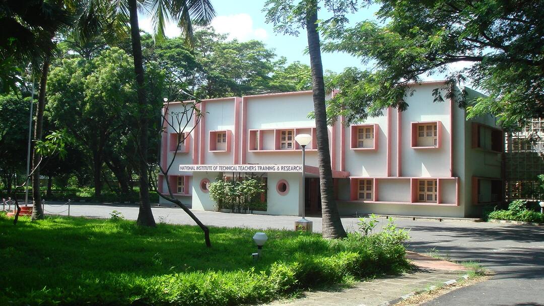 மாற்றுத்திறனாளிகளுக்கு வேலைவாய்ப்பு! உடனே விண்ணப்பிங்க! கடைசி தேதி: 24.6.2025! மிஸ் பண்ணிடாதீங்க! Employment opportunities for people with disabilities at the National Technical Teacher Training Center tnn மாற்றுத்திறனாளிகளுக்கு வேலைவாய்ப்பு! உடனே விண்ணப்பிங்க! கடைசி தேதி: 24.6.2025! மிஸ் பண்ணிடாதீங்க!