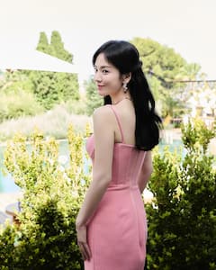 Song Hye Kyo's Pink Gown Moment Is A Total Style Win, See Pics