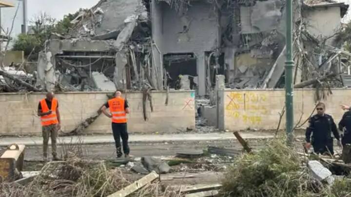 दरम्यान, अमेरिकेने इराणमधील 3 अणुस्थळांवर हल्ला केला आहे. ही ठिकाणे फोर्डो, नतान्झ आणि इस्फहान आहेत.