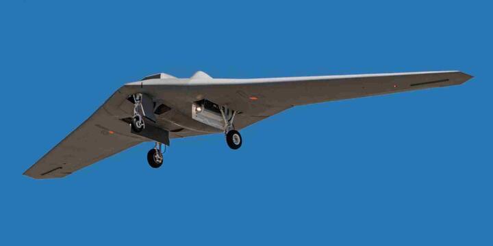 इसमें लगा हाई-रेज़ोल्यूशन कैमरा, सेंसर और टारगेटिंग सिस्टम इसे बेहद घातक बना देते हैं. यह हजारों किलोमीटर तक उड़ सकता है और दुश्मन को भनक भी नहीं लगने देता.