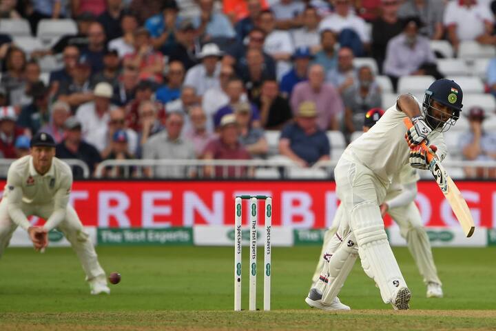 पंत ने टेस्ट क्रिकेट में सात शतक लगाए हैं. इससे पहले टेस्ट में भारतीय विकेटकीपर द्वारा सबसे ज्यादा शतक का रिकॉर्ड एमएस धोनी के नाम था. धोनी ने टेस्ट क्रिकेट में 6 शतक लगाए हैं.