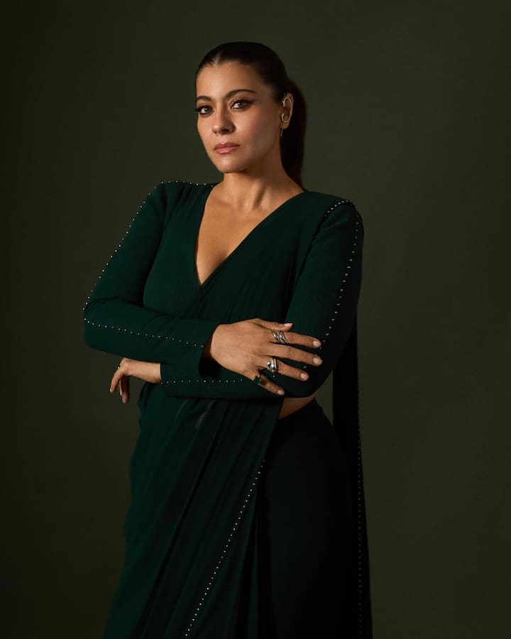 Her silky tresses were tied into a pin-straight ponytail, completing her polished look.