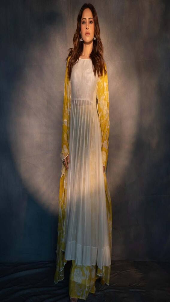 Nushrratt Bharuccha Stuns In Yellow-White Ethnic Look